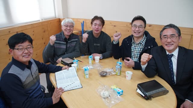 어른 소그룹 · 8