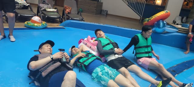 물놀이 · 51
