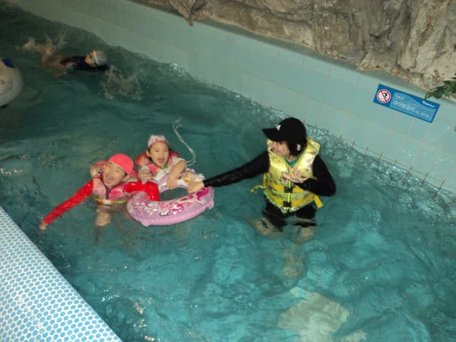 여름성경학교 · 145