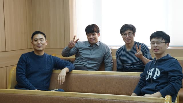 어른 소그룹 · 16