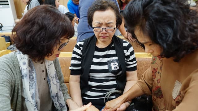 어른 조모임과 예배 · 11