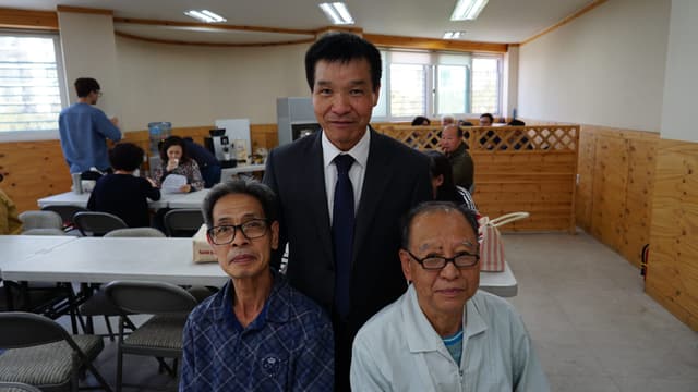 어른 조모임과 예배 · 13