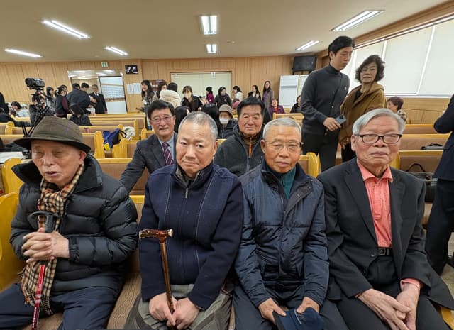 어른 소그룹 · 21