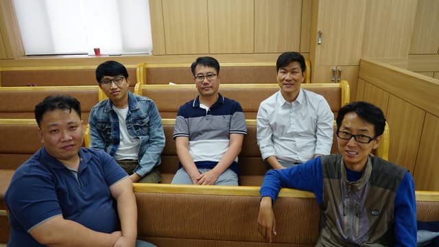어른 조모임과 예배 · 12