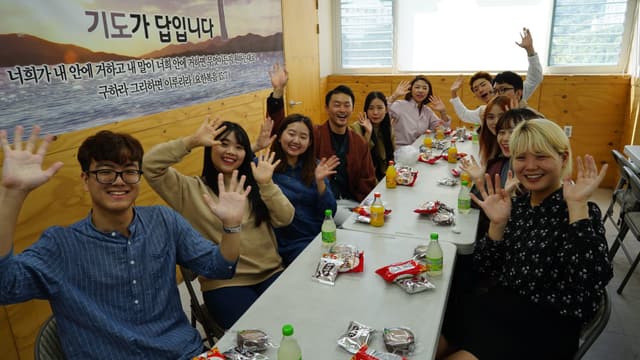 어른 조모임과 예배 · 6