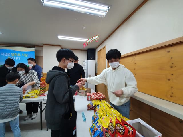 달란트 시장 · 16