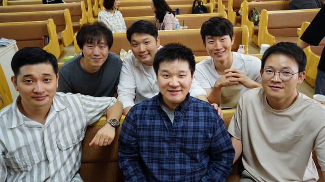 어른 조모임과 예배 · 10