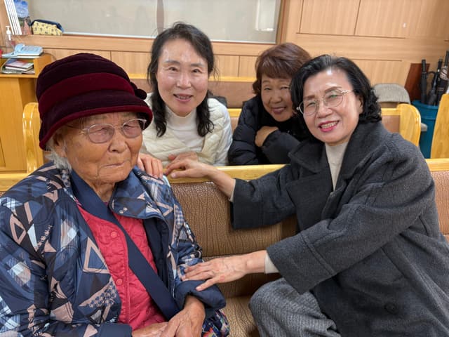 어른 소그룹 · 15